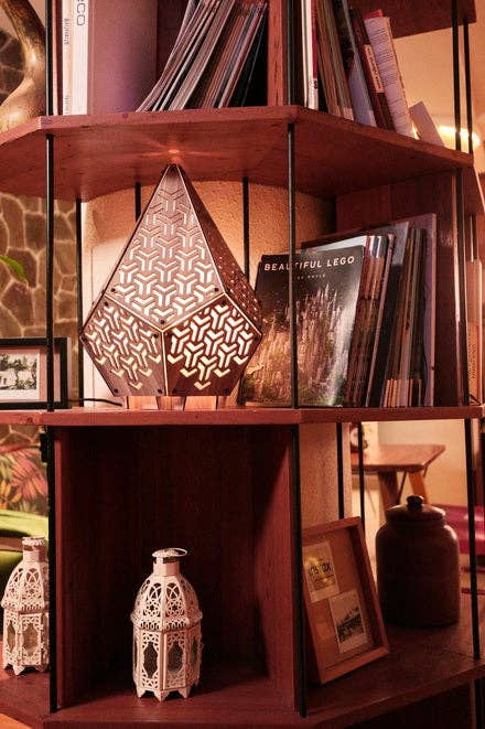 SINAR Arrow 3D Papercraft Table Lamp