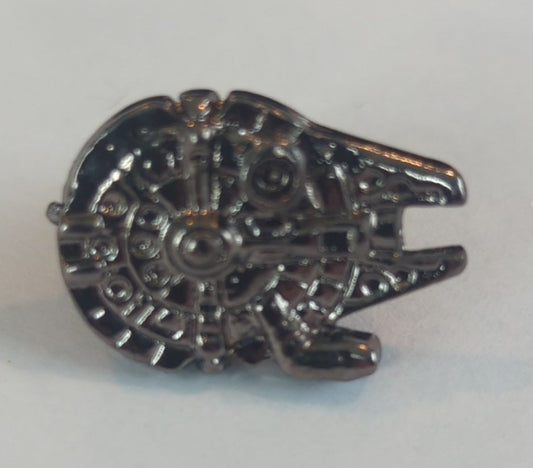 Millenium Falcon Star Wars Enamel Pin